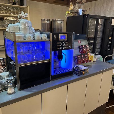 Hotel Hellers Twenty Four I -24H-Check-In- Friedrichshafen Esterno foto