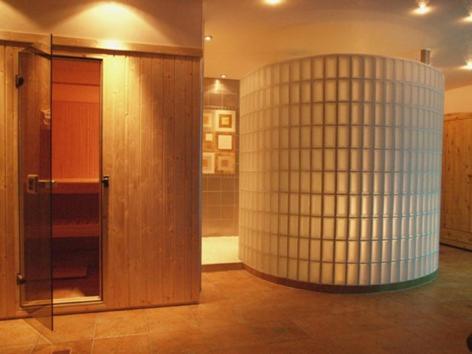 Hotel Hellers Twenty Four I -24H-Check-In- Friedrichshafen Esterno foto
