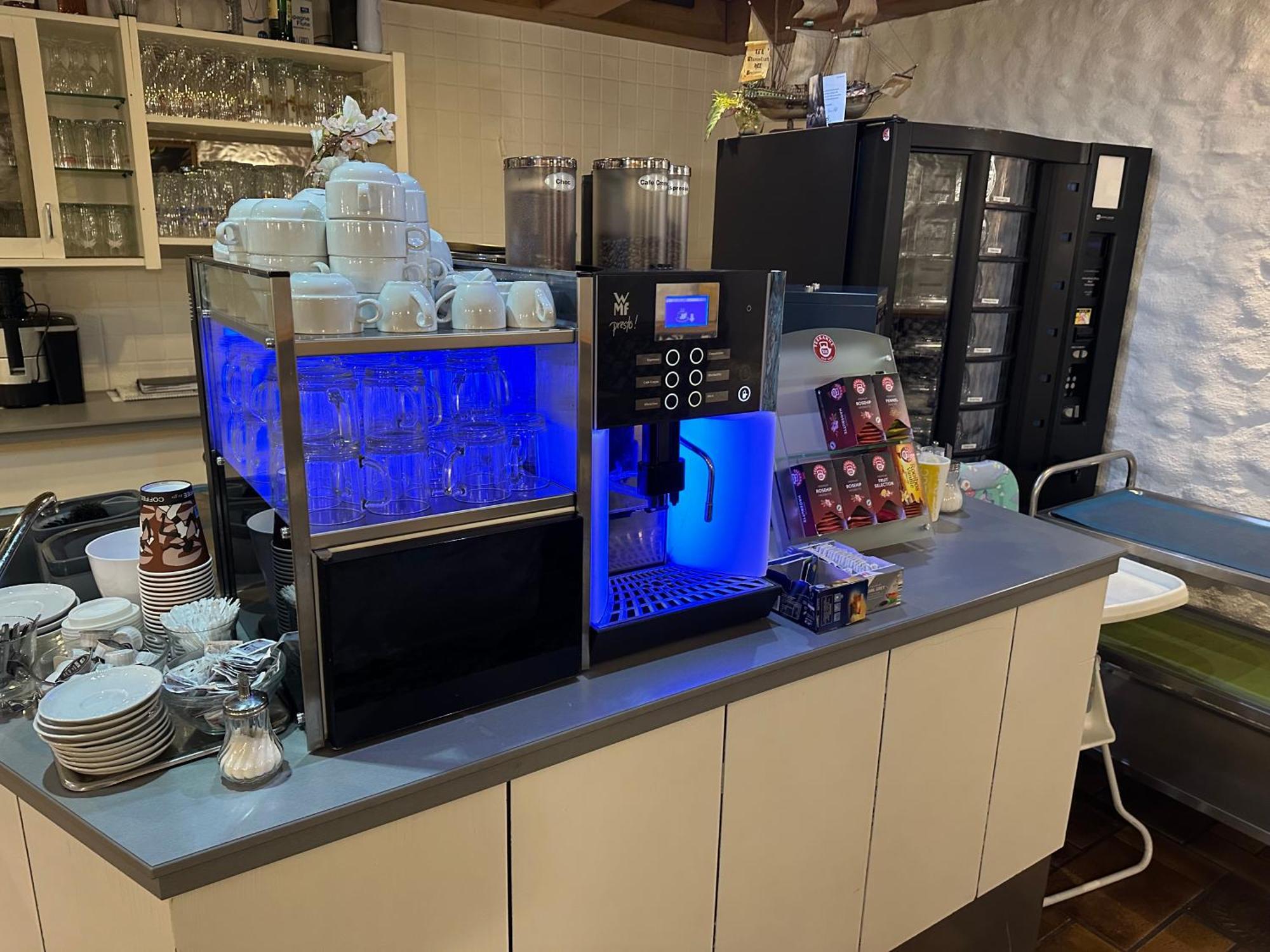 Hotel Hellers Twenty Four I -24H-Check-In- Friedrichshafen Esterno foto
