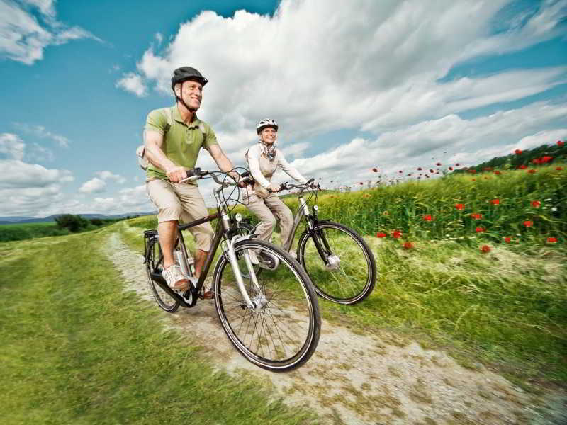 Hotel Hellers Twenty Four I -24H-Check-In- Friedrichshafen Esterno foto